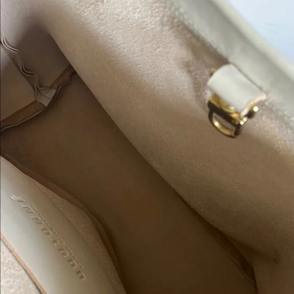 Boutonné Leather Tote - Picture 6 of 14